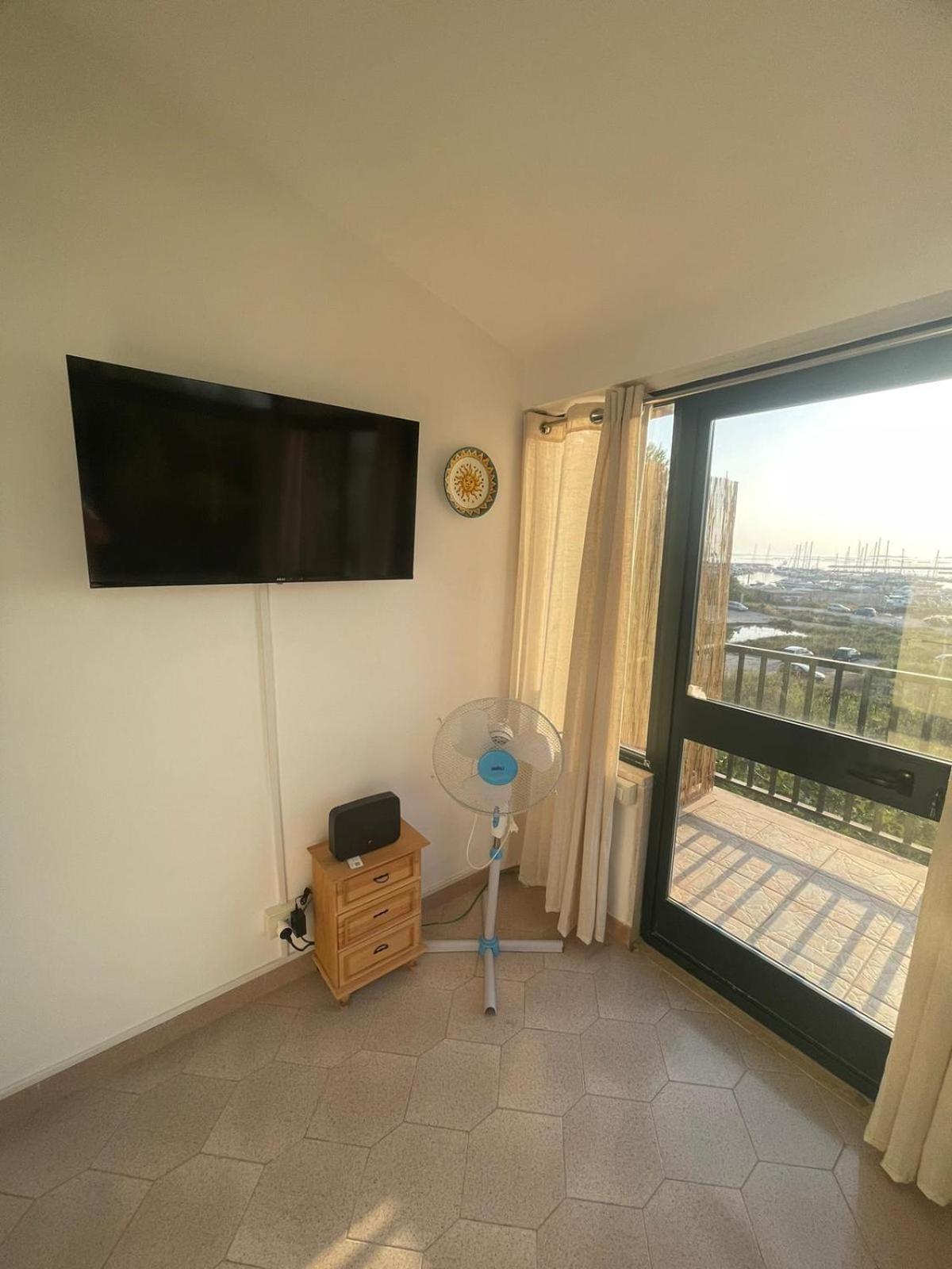Besanvito - Sea Apartments Taranto Exterior photo